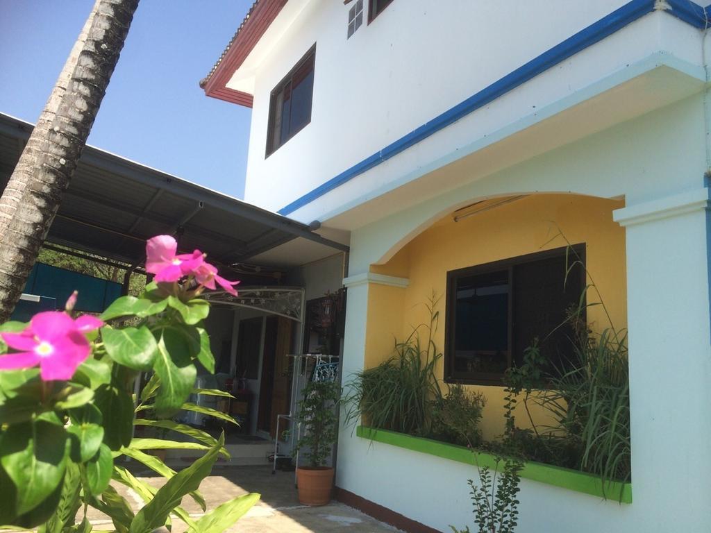 Hom Baan Chiang Mai Hotel Exterior photo